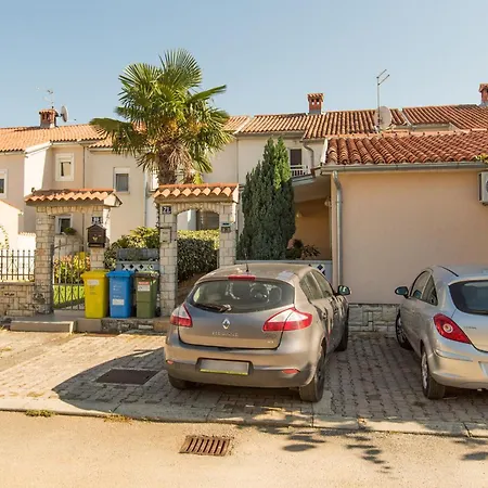 Stunning In With Wifi Holiday home Porec